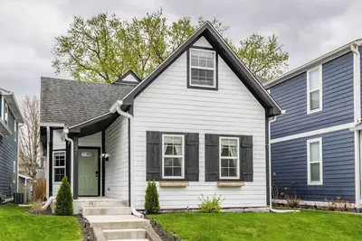 Image de Stylish 3br 2. 5ba 1. 2mi to downtown + fountain square
