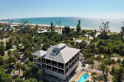 Image de Pineapple House on Lgi! Bayfront home with pool!