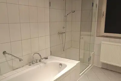 Image de House on the leash