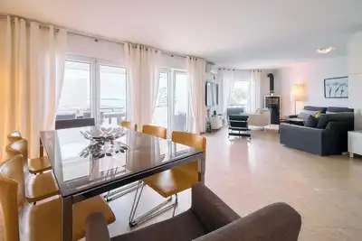Image de Luxurious duplex apartment Tessa right by the sea