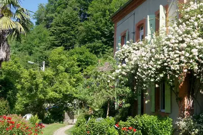 Image de Gîte Decauville – \"Au jardin fleuri\"