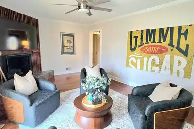 Image de 4br Cozy Retreat 5 Mins to Ft. Jackson Usc Downtown