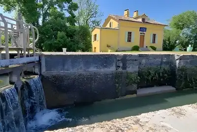Gîte de l'Ecluse pour 10 personnes