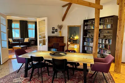 Image de Spacious loft for work & relaxation | 10min drive to lake