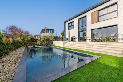 Image de Villa Poppy - Avec piscine, vue mer