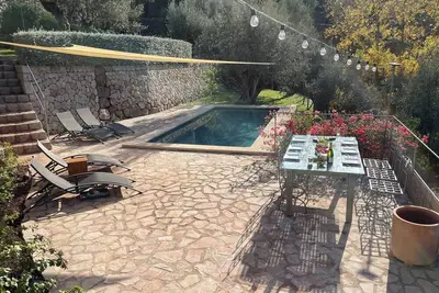 Image de Beautiful stone villa, with pool, stunning views, peace and privacy