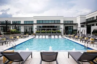 Image de Penthouse w/Pool+Rooftop Terrace in Midtown Atlanta