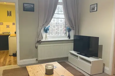 Image de Ground floor apartment in vibrant Heaton. 1 mile from city centre and near coast