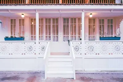 Image de Studio Apartment In The Center of Tbilisi