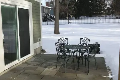 Image de Charming studio apartment in tranquil Shelburne, perfect for your getaway!