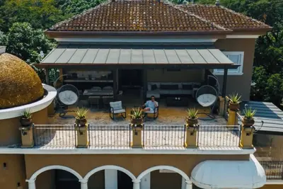 Image de Stunning Two-Story Penthouse Tamarindo Costa Rica. Central Location, and Beach