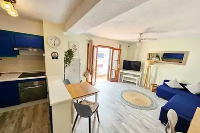 Image de Romantic Apartment with Pool View & Private Balcony - Los Cristianos
