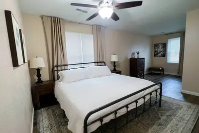 Image de Large 3bed/2bath home w/firepit
