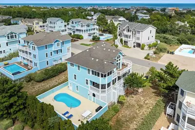 Corolla Time:  Private Pool | Rec Room