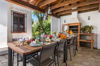 Image de Villa méditerranéenne avec Internet, climatisation et piscine