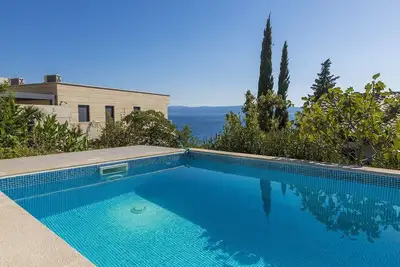 Image de Magnifique appartement dans un emplacement exceptionnel à seulement 80 mètres de la plage avec piscine