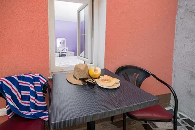 Image de Appartement romantique à seulement 500 mètres de la plage de sable, avec climatisation, WiFi, lave-linge