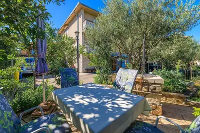 Image de Charmant appartement à seulement 250 mètres de la plage avec parking privé, barbecue, WiFi