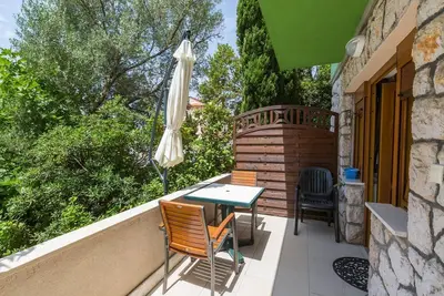 Image de Appartement méditerranéen à seulement 70 mètres de la plage avec vue sur la mer, parking, barbecue