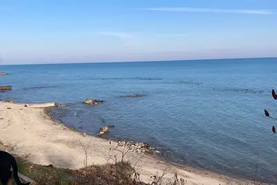 Image de Relaxing 1-bedroom lake view cottage in charming Lexington