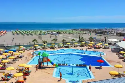 Image de Superbe appartement de 2 chambres à Rosolina