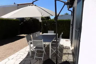 Image de Saint Palais sur Mer - Maison années 80 Entierement Renovee avec Gout