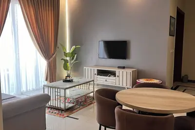 Image de Cozy 2-bedroom condo in secured compound.