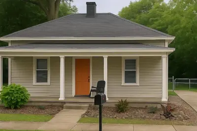 Image de Spacious Three-Bedroom Home