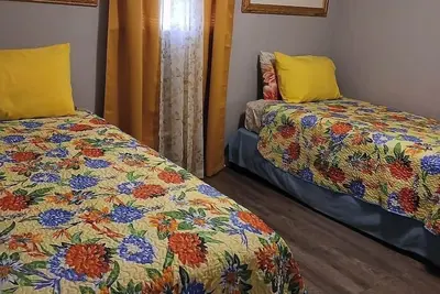 Macon Duplex Getaway | 3br, WiFi, Bbq and Parking