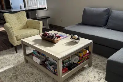 Image de Evergreen Mountain Retreat w Hot Tub and Views Near Downtown