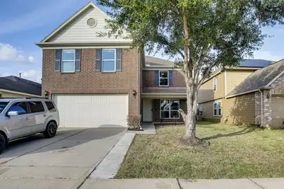 Image de 4 Mi to Houston Airport: Spacious Home in Humble