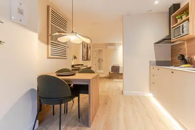 Image de Appartement Alhambra. Moderne, lumineux et idéalement situé.
