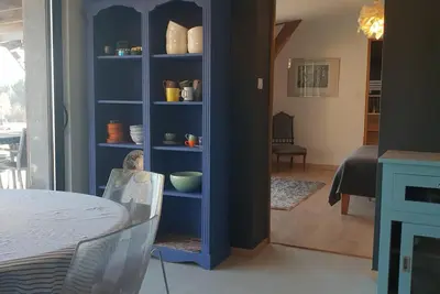 Image de Charming 3-bedroom farmhouse with inground heated pool and complete privacy.