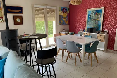 Image de Havre breton de plain-pied — jardin privé, terrasse et Wi-Fi près de Rennes