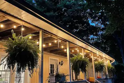 Image de Forest’s Edge Elora | Private Yard, Fire Pit, Near Downtown