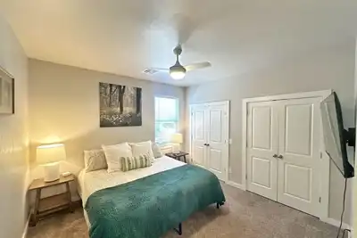 Image de Modern 2br/2. 5ba in Edmond