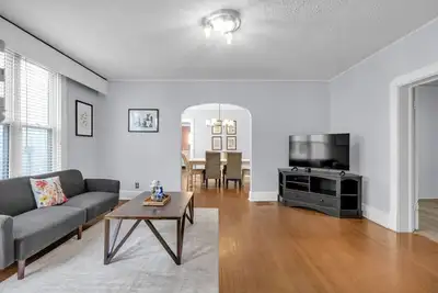 Image de Charming Indy Escape • 15 Mins to SoBro & Downtown