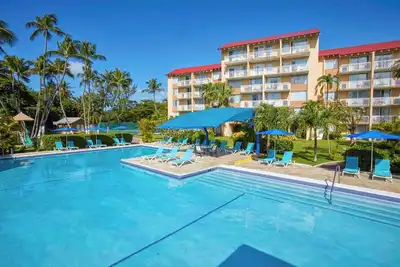 Image de 4 Rooms w/ Balcony, Free Parking, In-House Mini Golf Course & Private Beach!