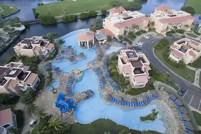 Image de Relax By The Pool In Pet-Friendly Golf Villa Studio Suite Near Manchebo Beach