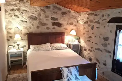 Image de Accueillante maison de montagne dans un environnement naturel