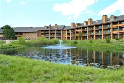 Image de Charming Silvercreek Studio: Pool, Hot Tub, Fitness + Mountain Views