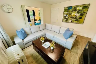 Image de Great Evanston Location/Roomy/Modern/Private Office/Close to Nwu/Free Parking