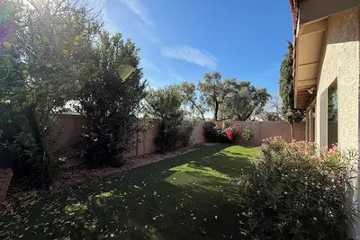 Image de Gorgeous fully furnished 3-bed, 2-bath home in Chandler.