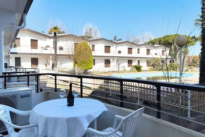 Image de Appartement confortable avec piscine