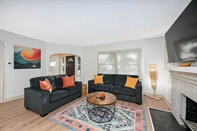 Image de Cozy 2br Lyndhurst Retreat-Near Cleveland Clinic