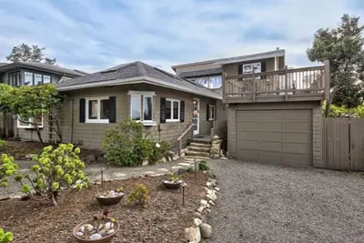 Image de 4010 El Jardin Viejo, Carmel Point Home Near Beach