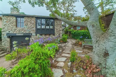 4033 Graystone - Unique Stone House in Carmel
