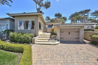 4048 Sea Gate - Stunning Ocean Views, Beach Access