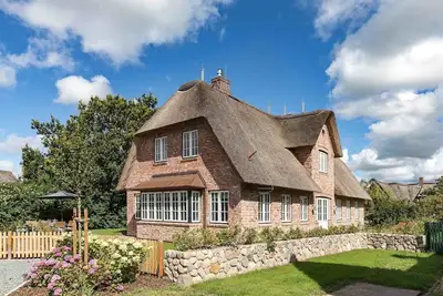 Image de Vacation home for 8 guests with 220m² in Oldsum (306805)