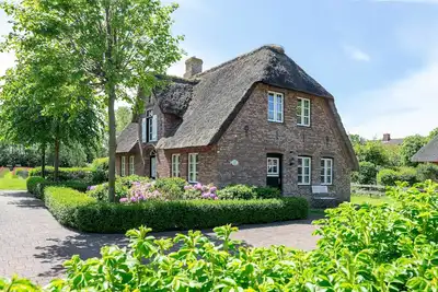 Image de Vacation home for 5 guests with 130m² in Oldsum (306806)